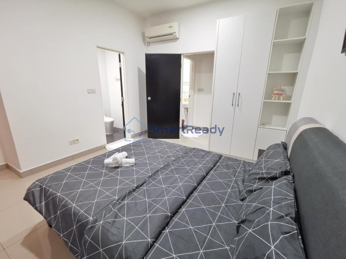 Twin Galaxy Suites By Sr Home Johor Bahru Exteriér fotografie