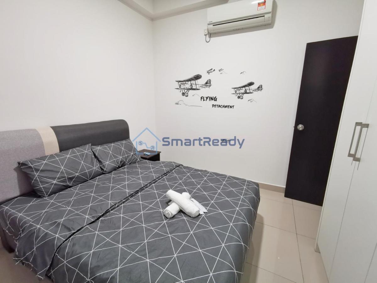 Twin Galaxy Suites By Sr Home Johor Bahru Exteriér fotografie