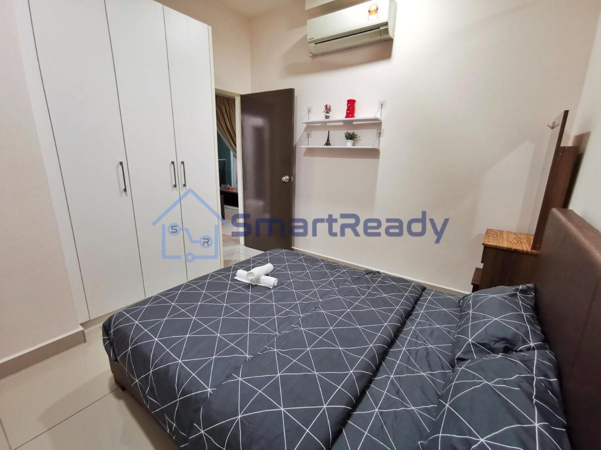 Twin Galaxy Suites By Sr Home Johor Bahru Exteriér fotografie
